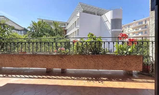 Недвижимость Villa La Bocca: 2