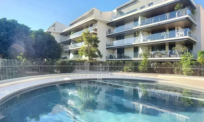 Недвижимость Villa Cannes République: 9