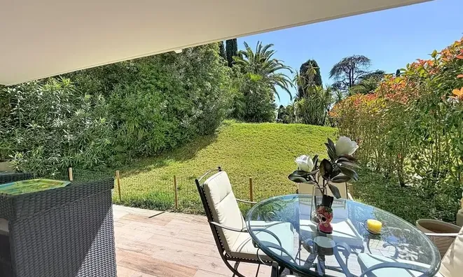 Недвижимость Villa Cannes Croix Gardes: 2