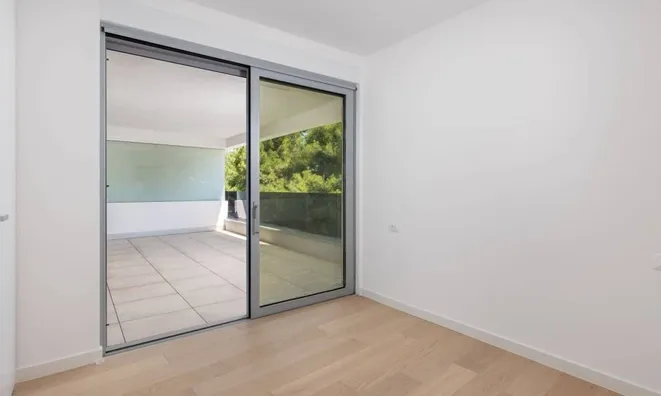 Недвижимость Трехкомнатная квартира в центре Опатии: 1