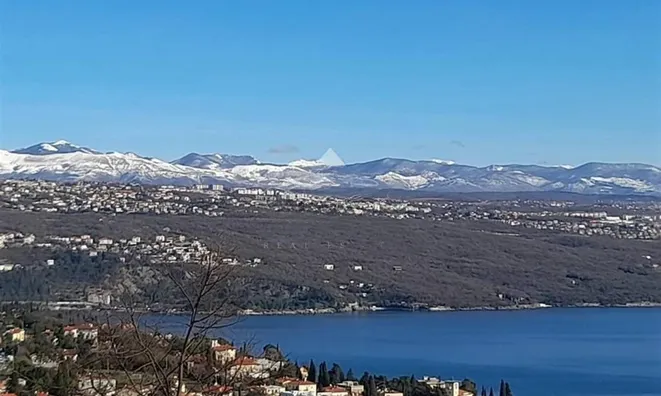 Недвижимость Трехкомнатная квартира Зора: 16