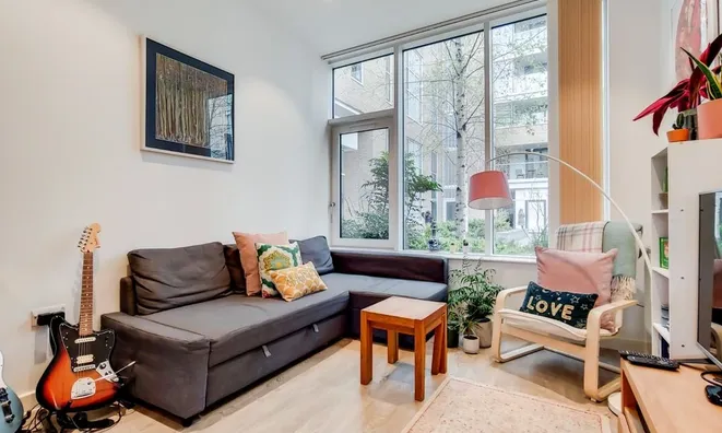 Недвижимость Spectrum Way, Wandsworth: 6