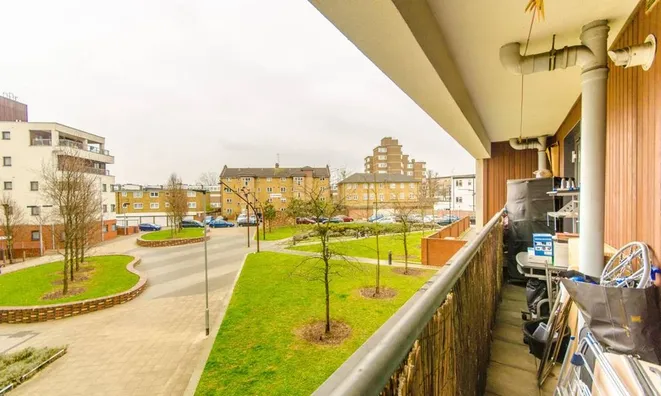 Недвижимость Cottage Road, Holloway: 3