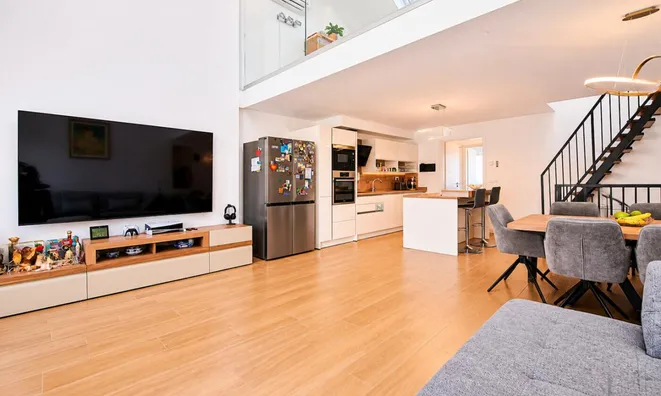 Недвижимость New four-room accommodation Izola: 1