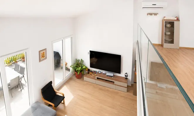 Недвижимость New four-room accommodation Izola: 10