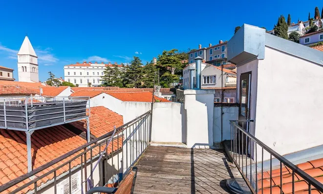 Недвижимость Four-room apartment Piran: 22