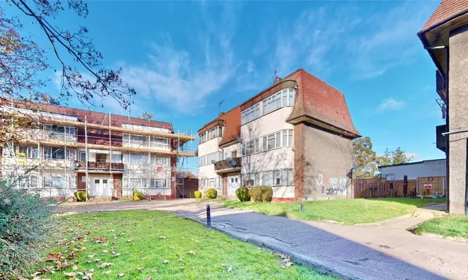 Недвижимость Tanfield Avenue: 5