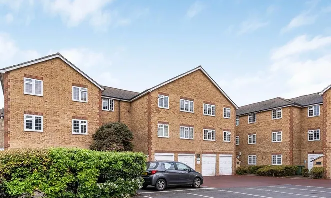 Недвижимость Gables Close: 8