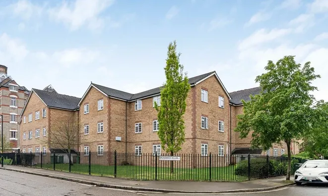 Недвижимость Gables Close: 9