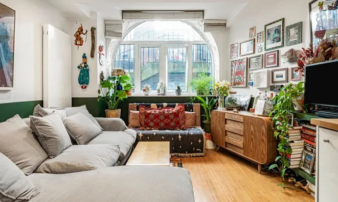 Недвижимость Henriques Street: 11