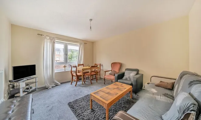 Недвижимость Hillery Close: 8