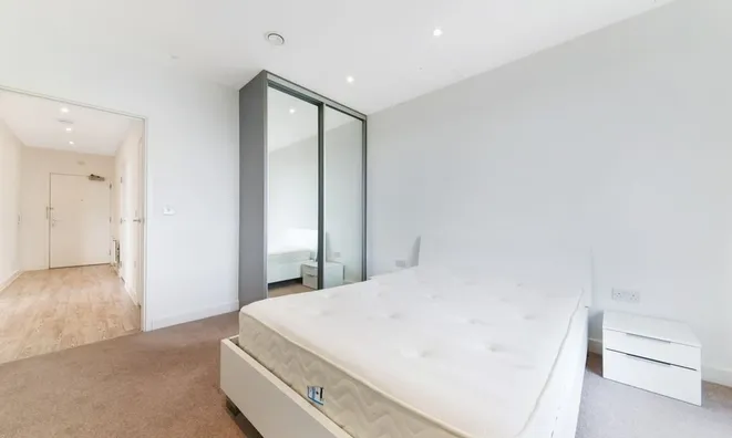 Недвижимость Camellia Apartments, Hilltop Avenue, Stonebridge: 2