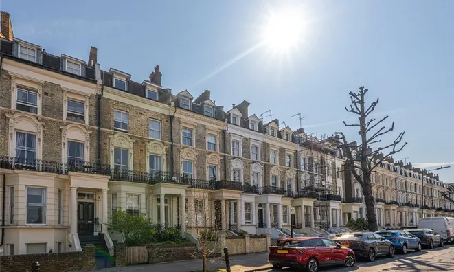 Недвижимость Sutherland Avenue: 9