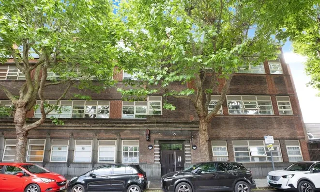 Недвижимость 105 Alscot Road: 2