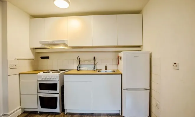 Недвижимость 105 Alscot Road: 3