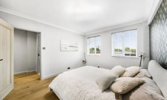 Недвижимость Goldhawk Road, Hammersmith: 1