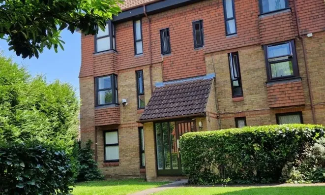 Недвижимость Coopers Close: 6