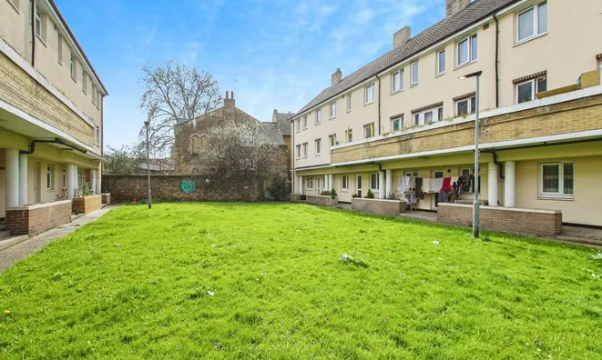Недвижимость Gibson Close: 15