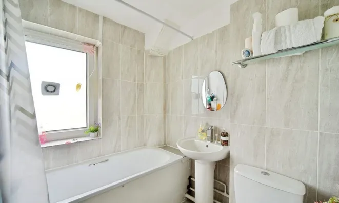 Недвижимость Flat 13, Scott House: 4