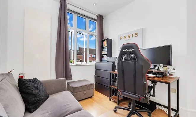 Недвижимость Henriques Street: 4