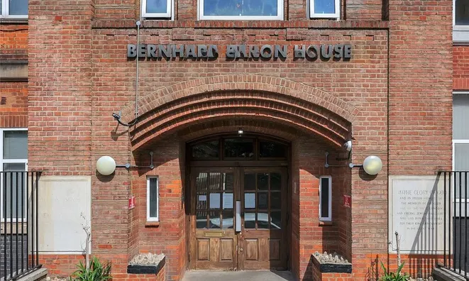 Недвижимость Henriques Street: 15