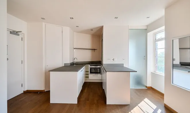 Недвижимость Rossmore Court, Park Road: 7