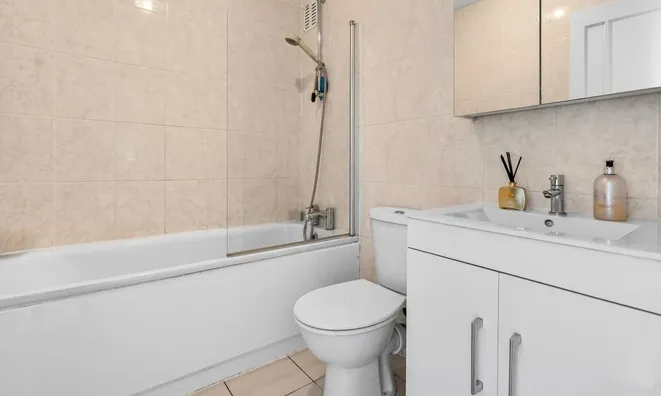 Недвижимость Belgravia House, Clarence Avenue: 4