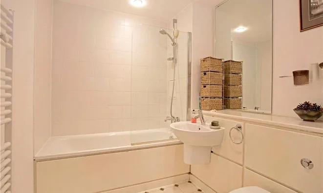 Недвижимость Davoll Court, Marine Street: 2