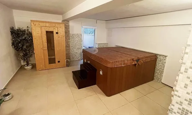 Недвижимость Новый дом в Побрях 749 м²: 13