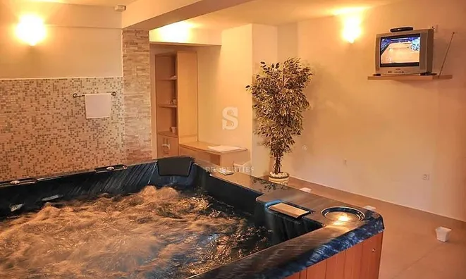 Недвижимость Новый дом в Побрях 749 м²: 14