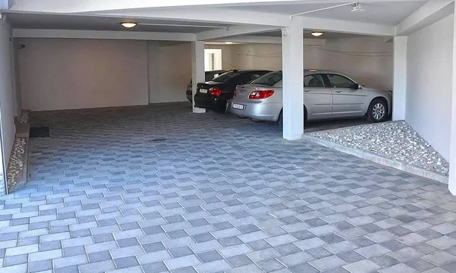 Недвижимость Новый дом в Побрях 749 м²: 23