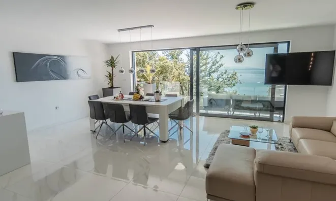 Недвижимость Семейный дом 250 м² в центре: 17