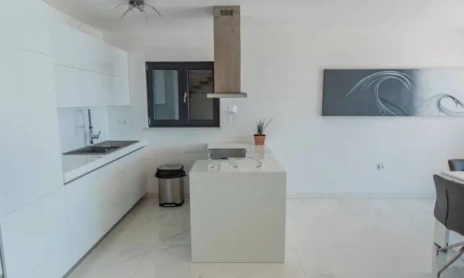 Недвижимость Семейный дом 250 м² в центре: 18