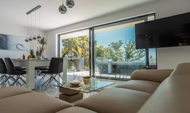 Недвижимость Семейный дом 250 м² в центре: 22