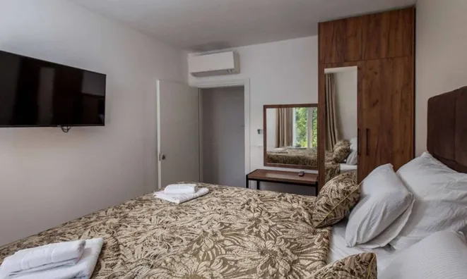 Недвижимость Семейный дом 225 м², Центр: 10