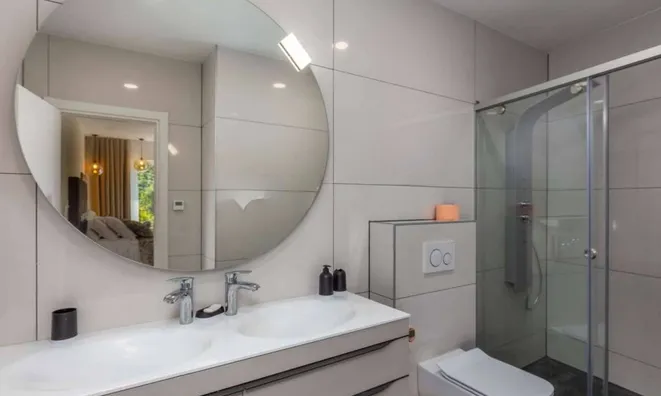 Недвижимость Семейный дом 225 м², Центр: 13