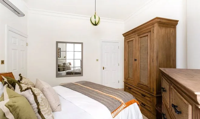 Недвижимость Lincoln House, Basil Street: 2
