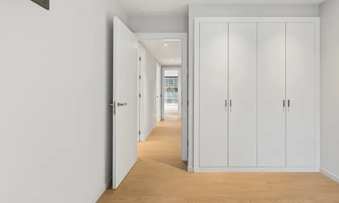 Недвижимость Apartment for sale in Escaldes Engordany, 3 bedrooms: 4