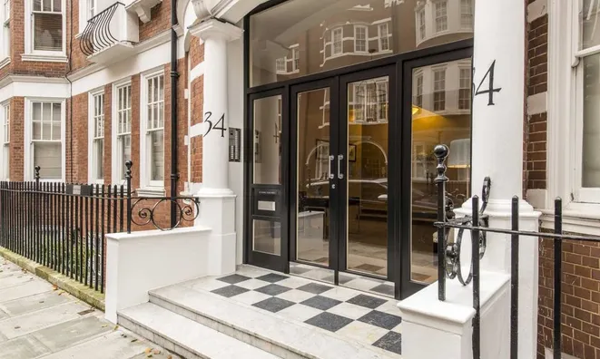 Недвижимость Sloane Court West: 2