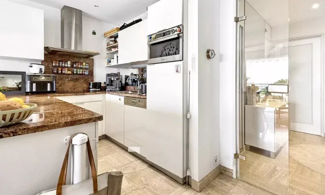 Недвижимость Villa Pointe Croisette: 4