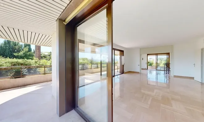 Недвижимость Villa Croix des Gardes: 7