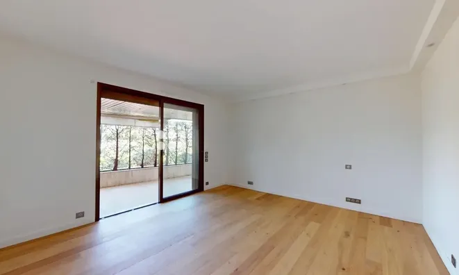 Недвижимость Villa Croix des Gardes: 11