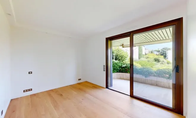 Недвижимость Villa Croix des Gardes: 14