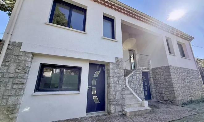 Недвижимость Villa Petit Juas: 14