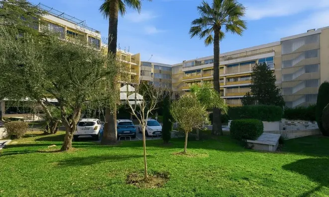 Недвижимость Villa Croix des Gardes: 3