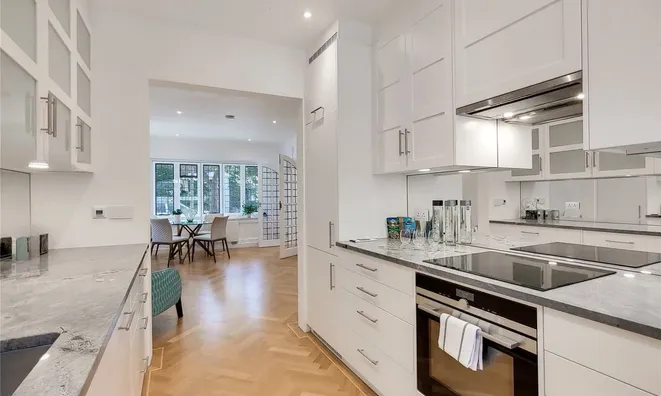 Недвижимость Sprimont Place, Chelsea: 11