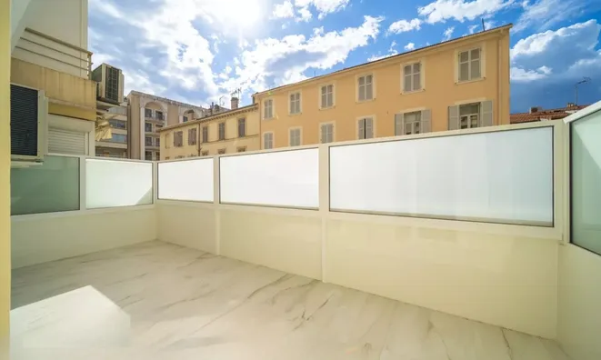 Недвижимость Villa Croix des Gardes: 11