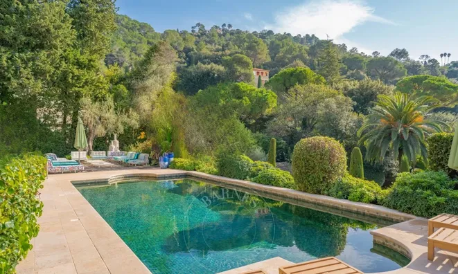 Недвижимость Property Type: Villa  
Location: Cannes, Californie: 8