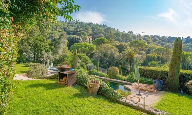 Недвижимость Property Type: Villa  
Location: Cannes, Californie: 14