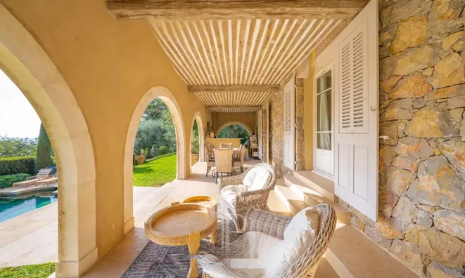 Недвижимость Property Type: Villa  
Location: Cannes, Californie: 19